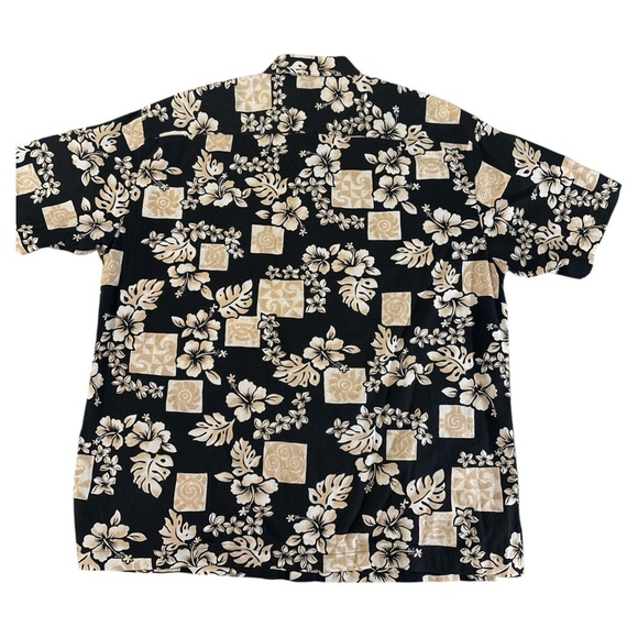 Casual Black and Cream Floral Button Down Shirt - Picture 2 of 6